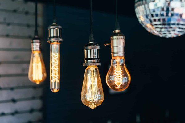 Pourquoi l'éclairage en verre est-il si populaire aujourd'hui ?